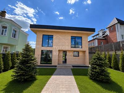 Будинок 260 м² у Лісники